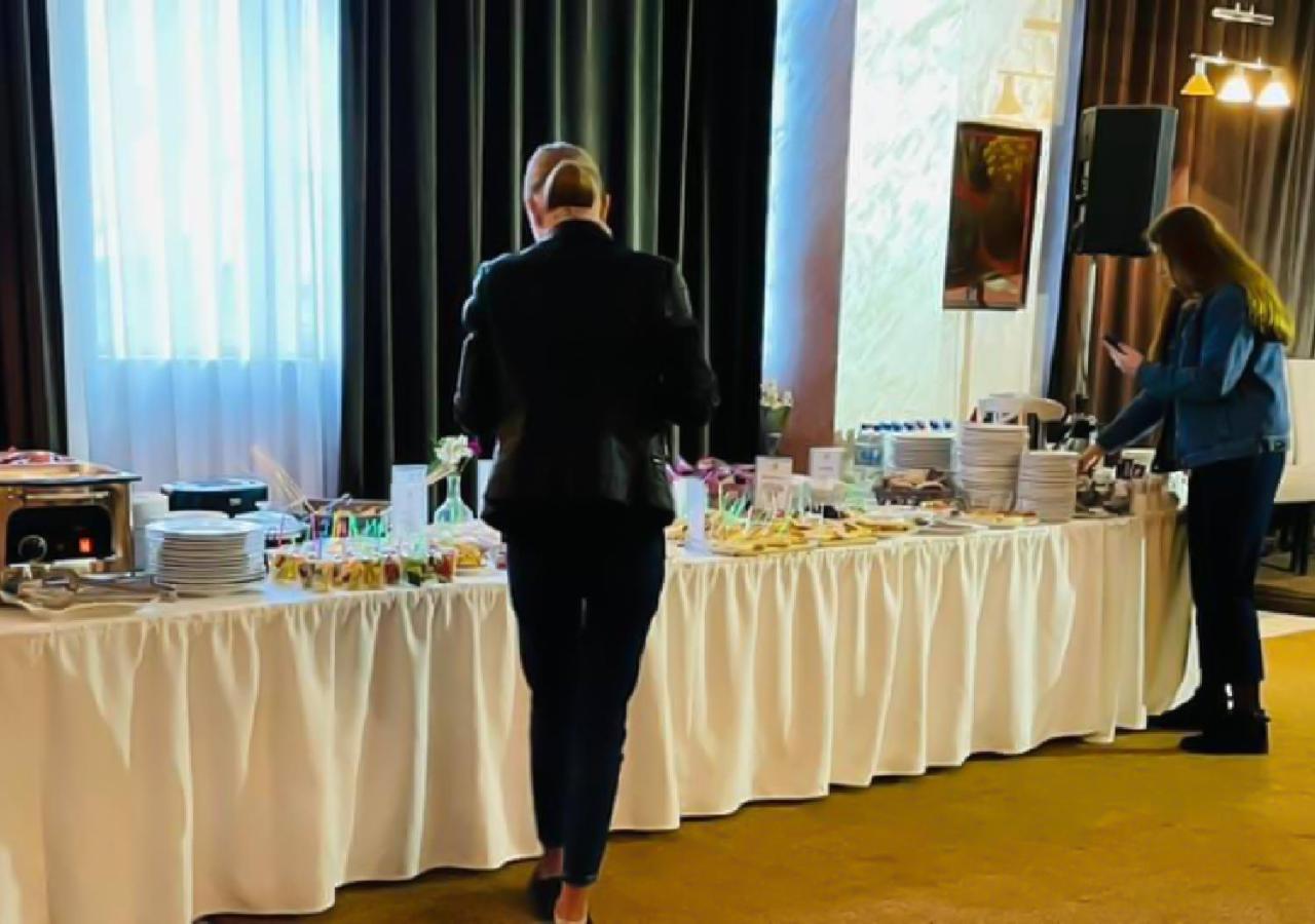 Hotel Shumon ドゥシャンベ エクステリア 写真