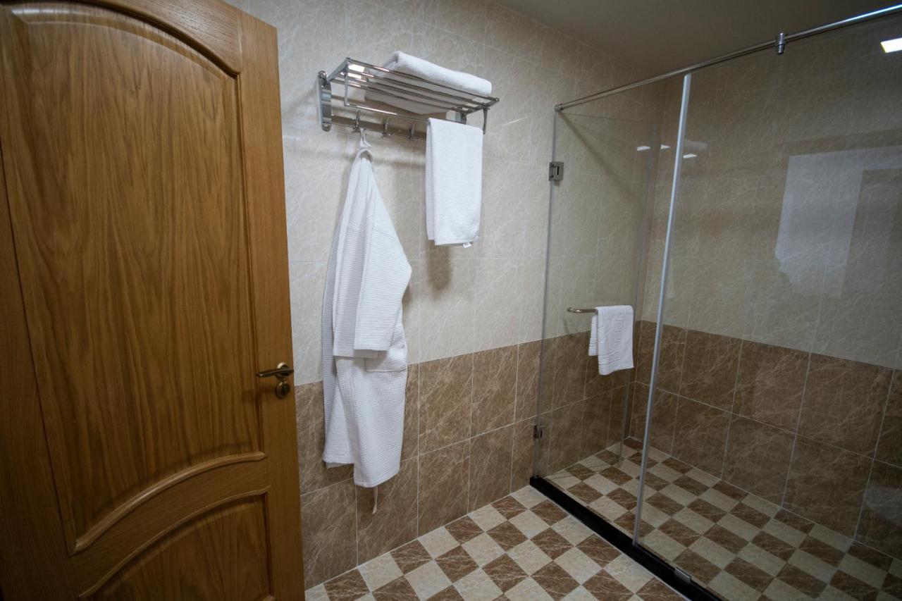 Hotel Shumon ドゥシャンベ エクステリア 写真