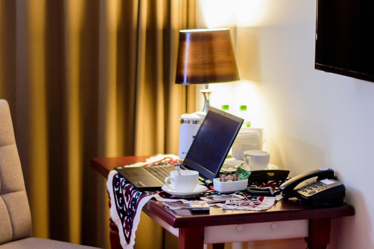 Hotel Shumon ドゥシャンベ エクステリア 写真