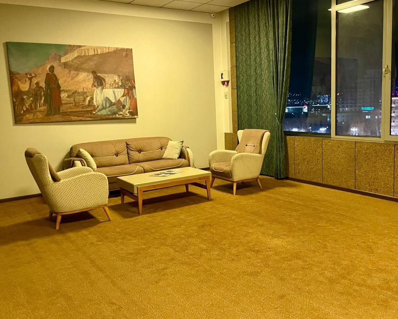 Hotel Shumon ドゥシャンベ エクステリア 写真