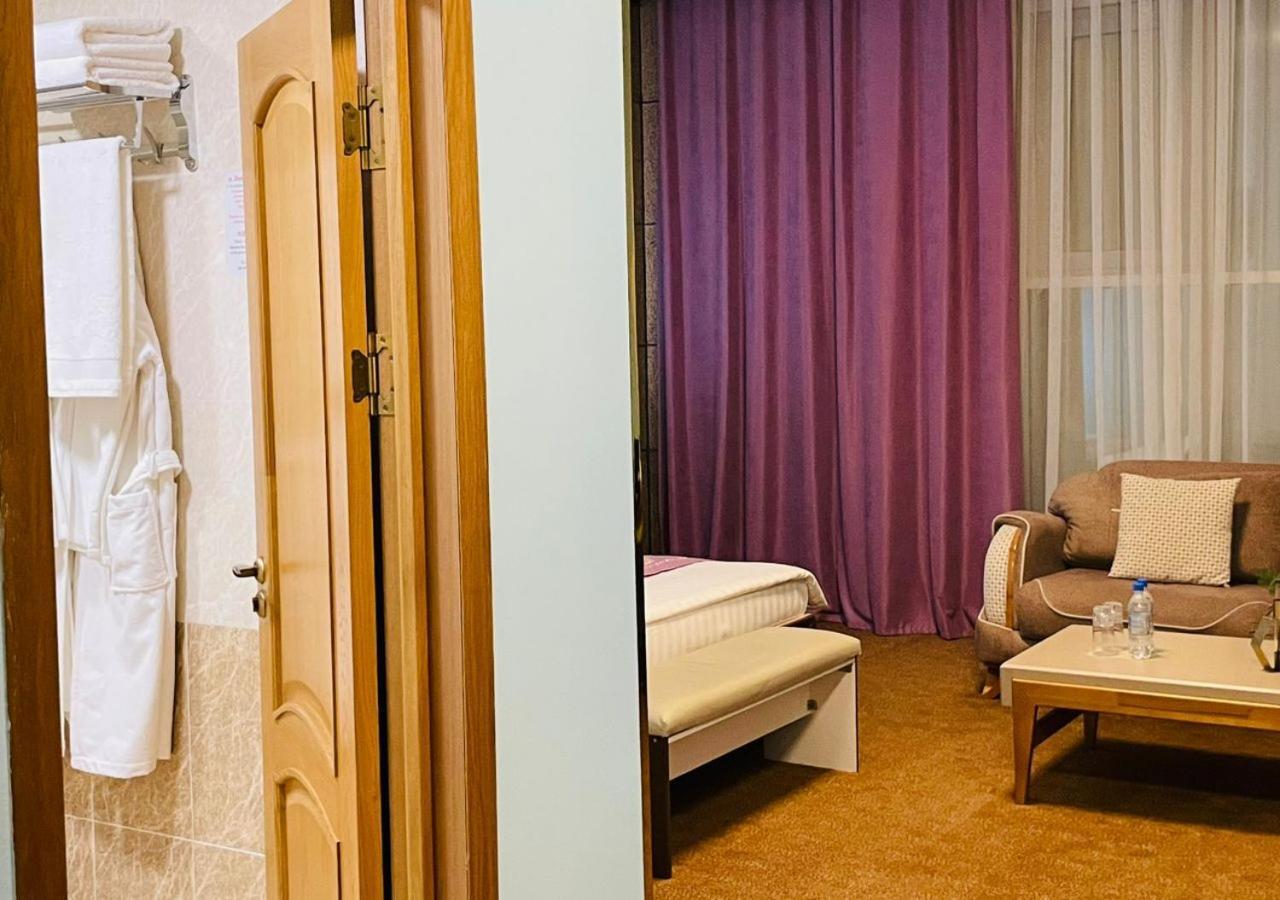 Hotel Shumon ドゥシャンベ エクステリア 写真